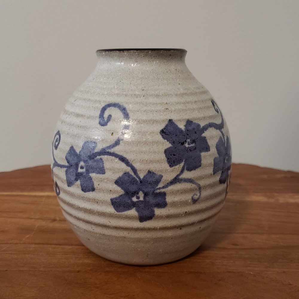 Vintage Handmade & Hand Painted Pottery Bud Vase 1975 Signed Gray Blue